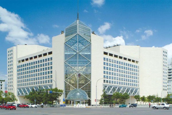 正规配资公司官网 金融机构专职党委副书记再增员